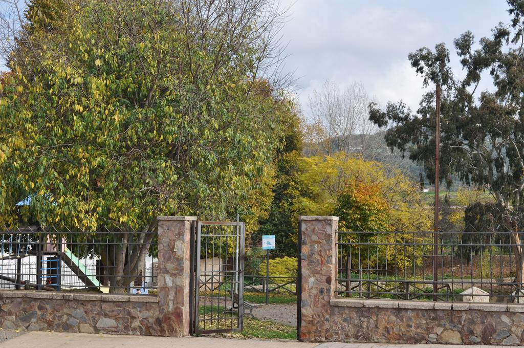 Apartamento Turístico La Ribera del Marco Cáceres Quarto foto